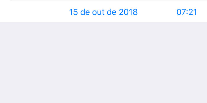 Tela do iPhone onde é possível alterar o horário